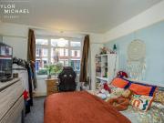 4 bedroom terraced house to rent