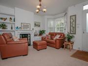 4 bedroom terraced house to rent