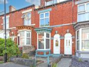 4 bedroom terraced house to rent