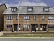4 bedroom terraced house to rent