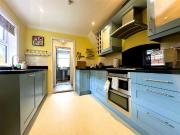 4 bedroom terraced house to rent