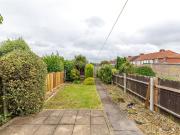 4 bedroom terraced house to rent