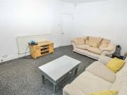 4 bedroom terraced house to rent