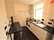 4 bedroom terraced house to rent