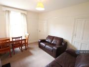 4 bedroom terraced house to rent