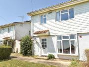 4 bedroom terraced house to rent