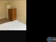 4 bedroom terraced house to rent