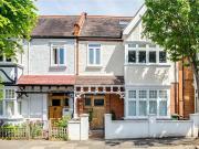 4 bedroom terraced house to rent