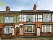 4 bedroom terraced house to rent
