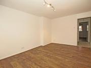 4 bedroom terraced house to rent