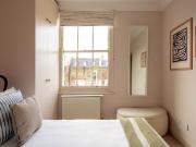 4 bedroom terraced house to rent