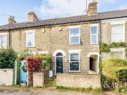 4 bedroom terraced house to rent