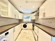 4 bedroom terraced house to rent