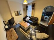 4 bedroom terraced house to rent