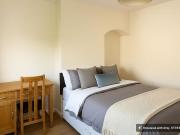 4 bedroom terraced house to rent