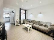 4 bedroom terraced house to rent