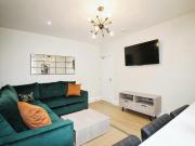 4 bedroom terraced house to rent
