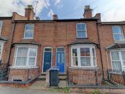 4 bedroom terraced house to rent