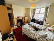 4 bedroom terraced house to rent