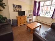 4 bedroom terraced house to rent