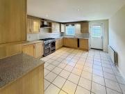 4 bedroom terraced house to rent