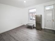 4 bedroom terraced house to rent