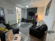 4 bedroom terraced house to rent