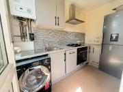4 bedroom terraced house to rent
