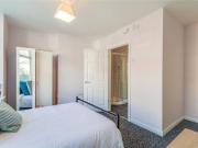 4 bedroom terraced house to rent