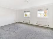 4 bedroom terraced house to rent