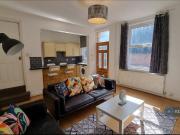 4 bedroom terraced house to rent