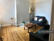 4 bedroom terraced house to rent