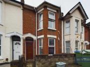 4 bedroom terraced house to rent