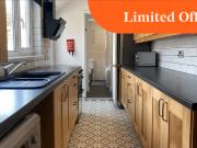 4 bedroom terraced house to rent