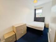 4 bedroom terraced house to rent