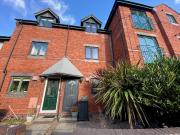 4 bedroom terraced house to rent