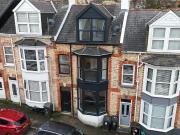 4 bedroom terraced house to rent