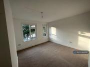 4 bedroom terraced house to rent