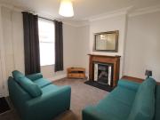 4 bedroom terraced house to rent
