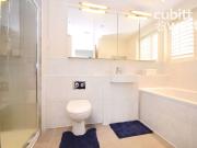 4 bedroom terraced house to rent