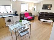 4 bedroom terraced house to rent