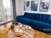 4 bedroom terraced house to rent