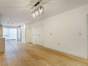 4 bedroom terraced house to rent