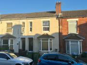 4 bedroom terraced house to rent