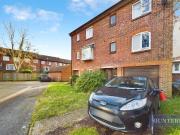 4 bedroom terraced house to rent