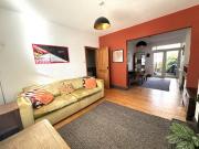 4 bedroom terraced house to rent