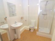 4 bedroom terraced house to rent