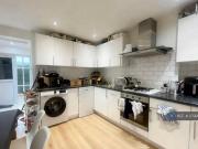 4 bedroom terraced house to rent