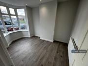 4 bedroom terraced house to rent