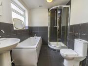 4 bedroom terraced house to rent